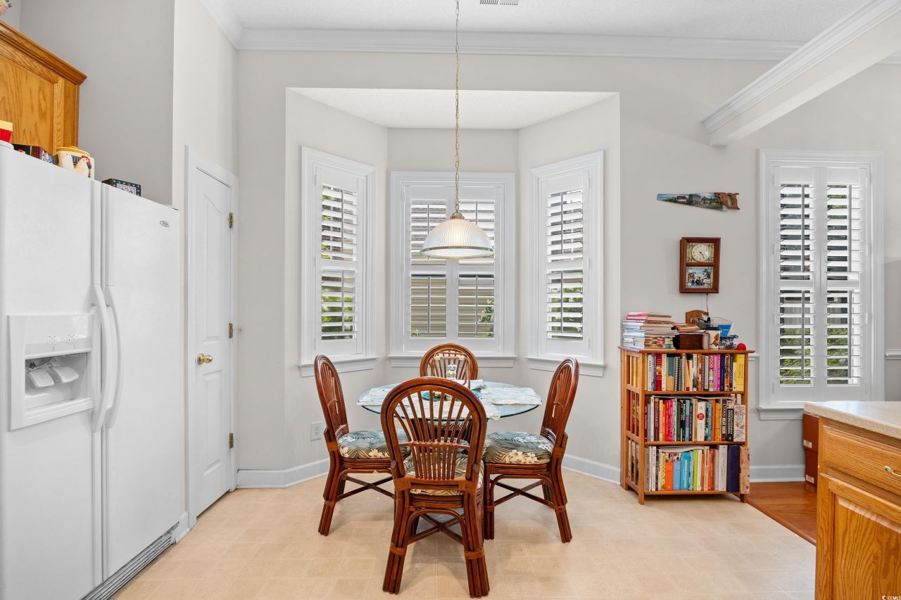 86 Wickham Ct. Photo 7