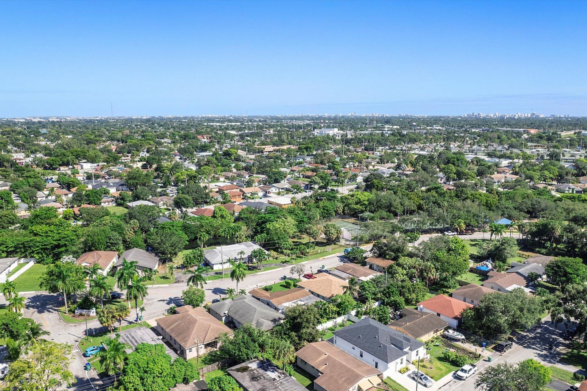 2860 NW 8th Place, Fort Lauderdale, FL 33311 Photo