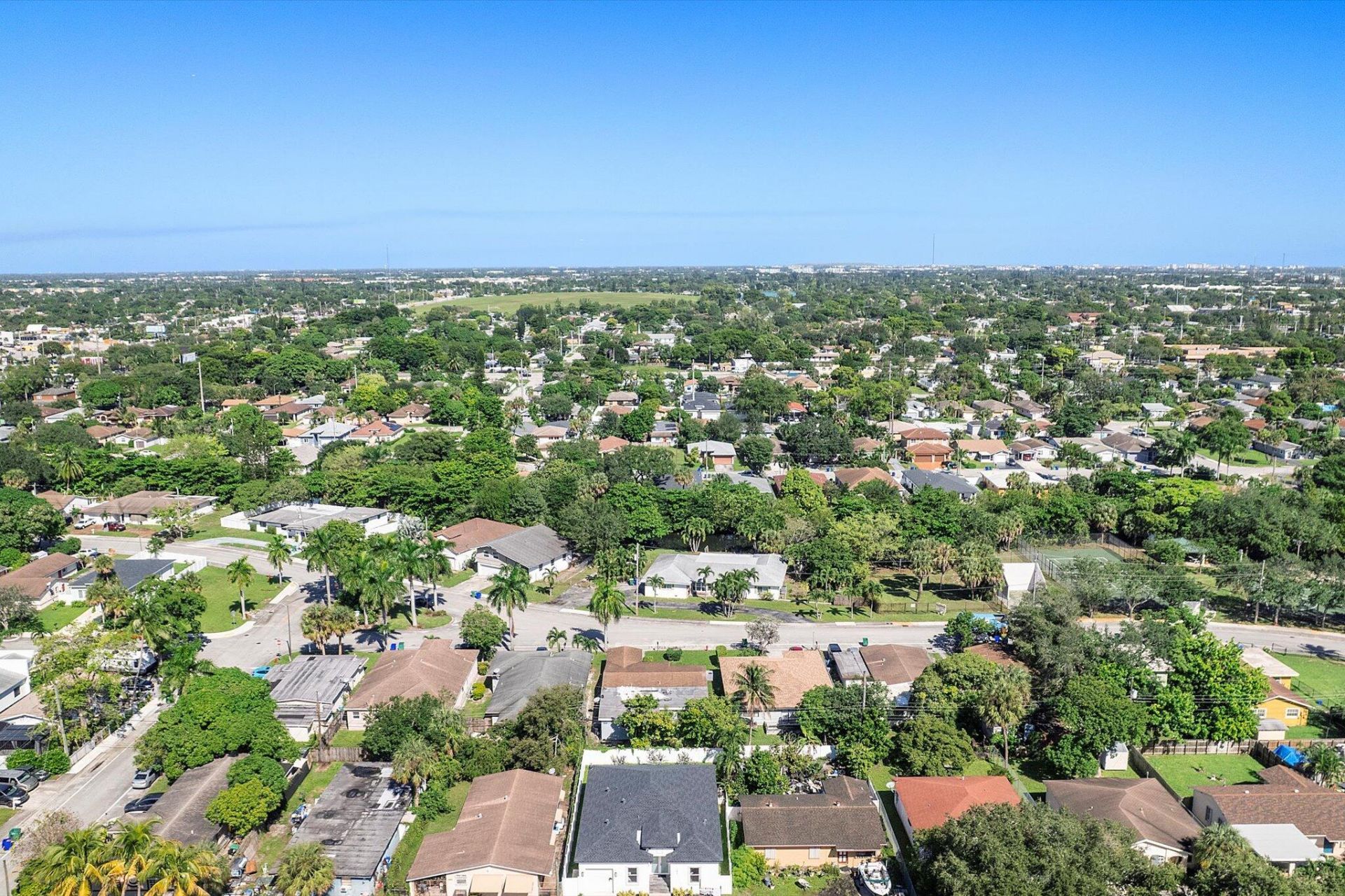 2860 NW 8th Place, Fort Lauderdale, FL 33311 Photo