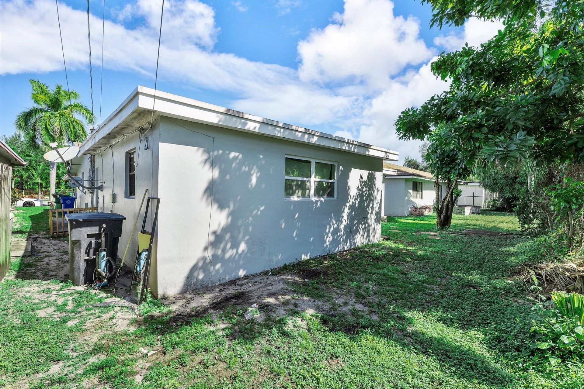 2860 NW 8th Place, Fort Lauderdale, FL 33311 Photo
