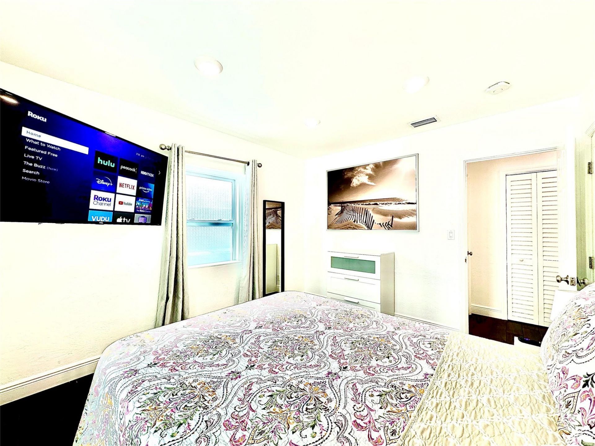 1637 NE 5th Court, Fort Lauderdale, FL 33301 Photo