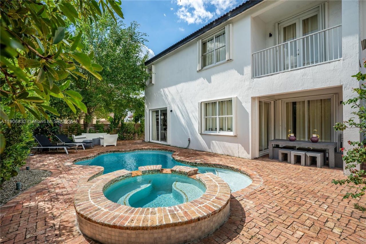 1733 SW 151st Pl, Miami, FL 33185 Photo