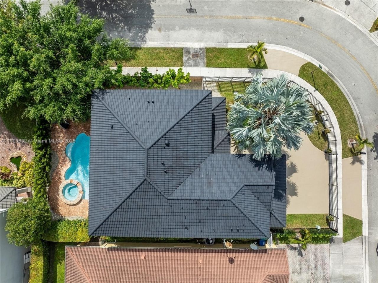 1733 SW 151st Pl, Miami, FL 33185 Photo