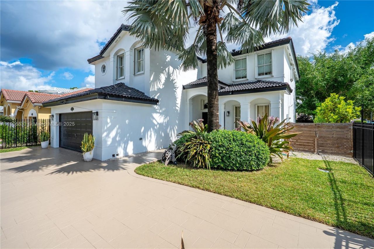 1733 SW 151st Pl, Miami, FL 33185 Photo