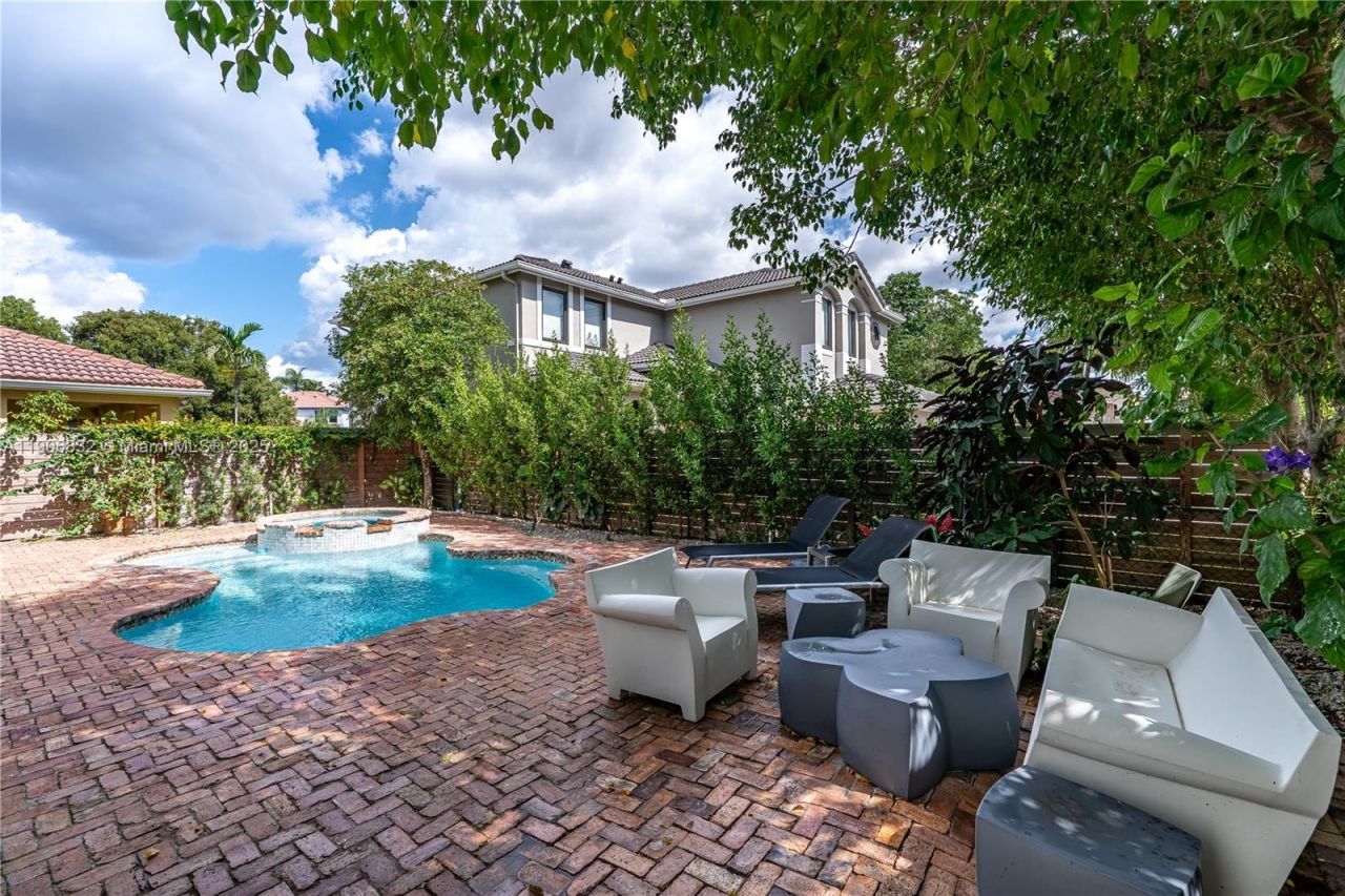 1733 SW 151st Pl, Miami, FL 33185 Photo