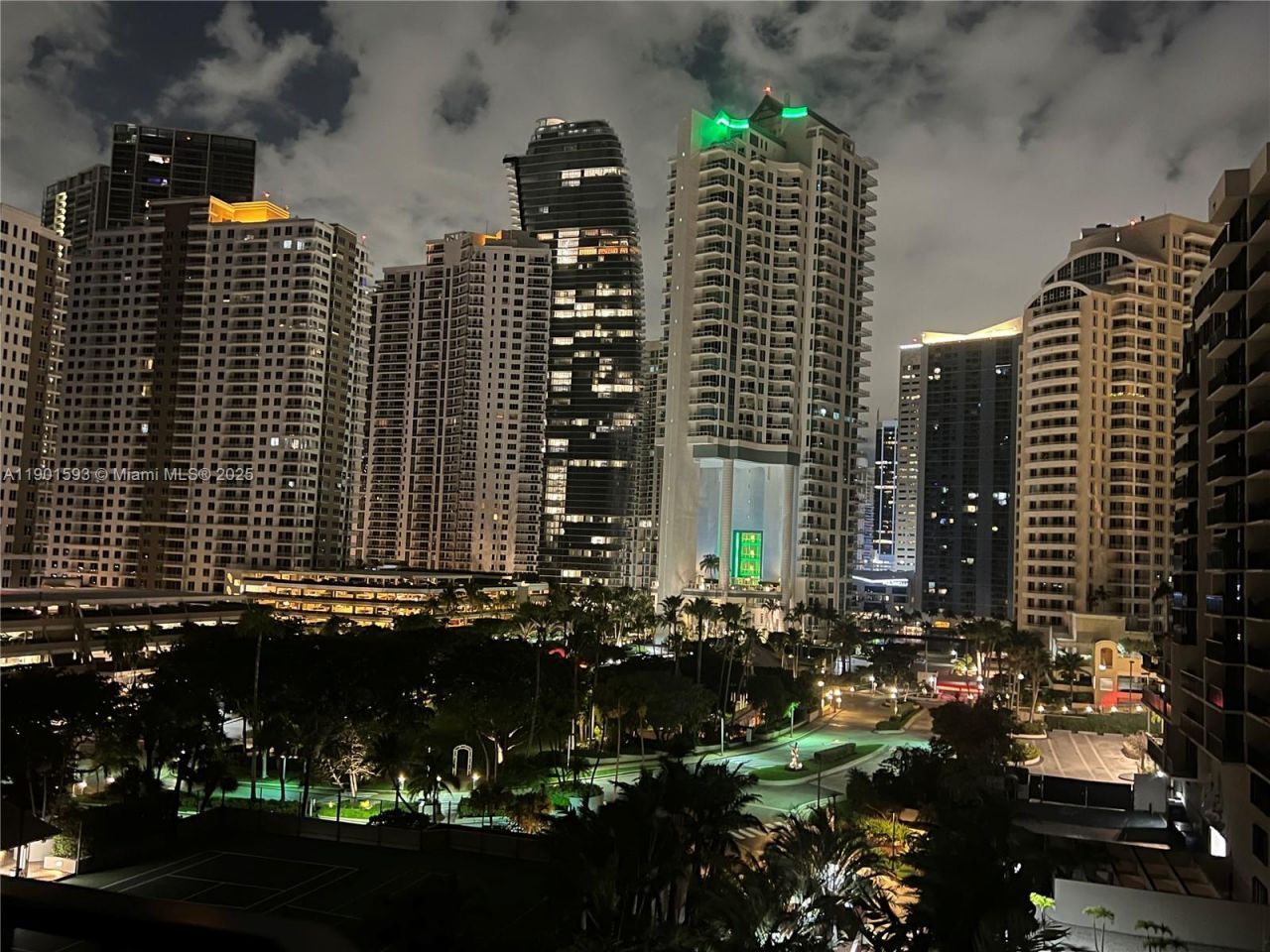 520 Brickell Key Dr, Unit A900, Miami, FL 33131 Photo