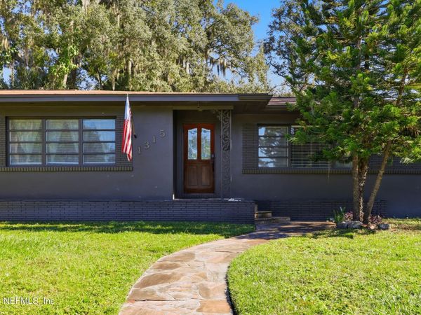 1315 MAYFAIR Road, Jacksonville, FL 32207