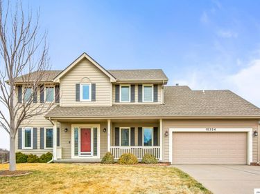 15324 Curtis Avenue, Omaha, NE 68116