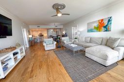 8500 Margate Circle photo 4