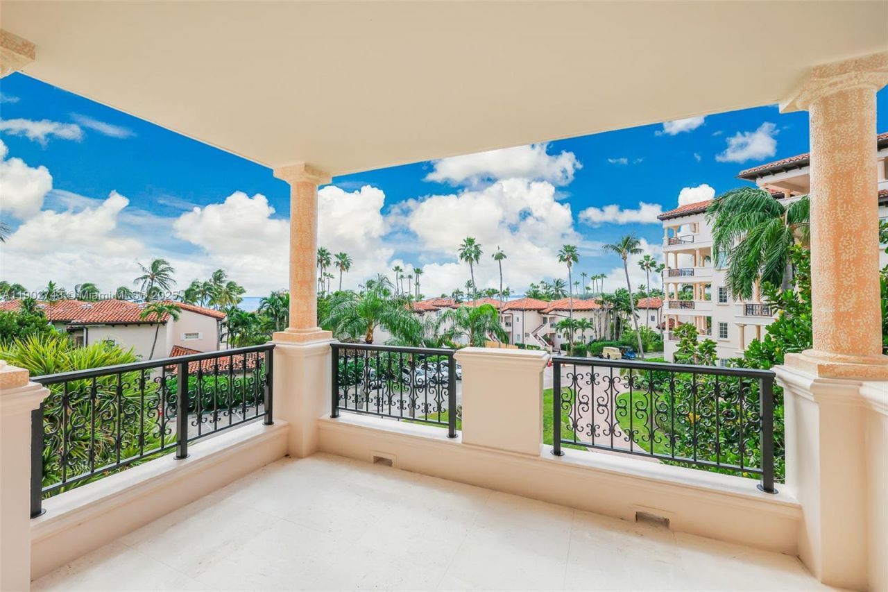 19236 Fisher Island Dr, Unit 19236, Miami Beach, FL 33109 Photo
