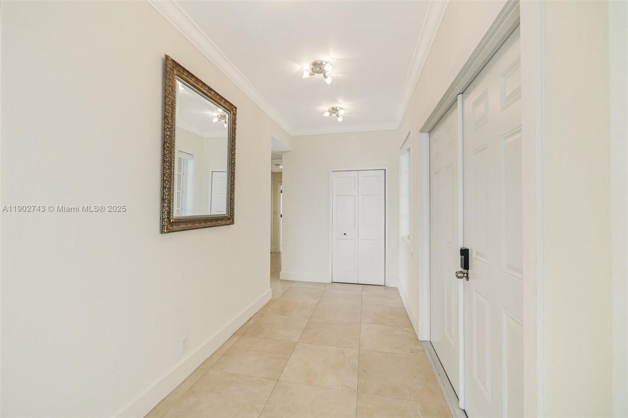 19236 Fisher Island Dr, Unit 19236, Miami Beach, FL 33109 Photo