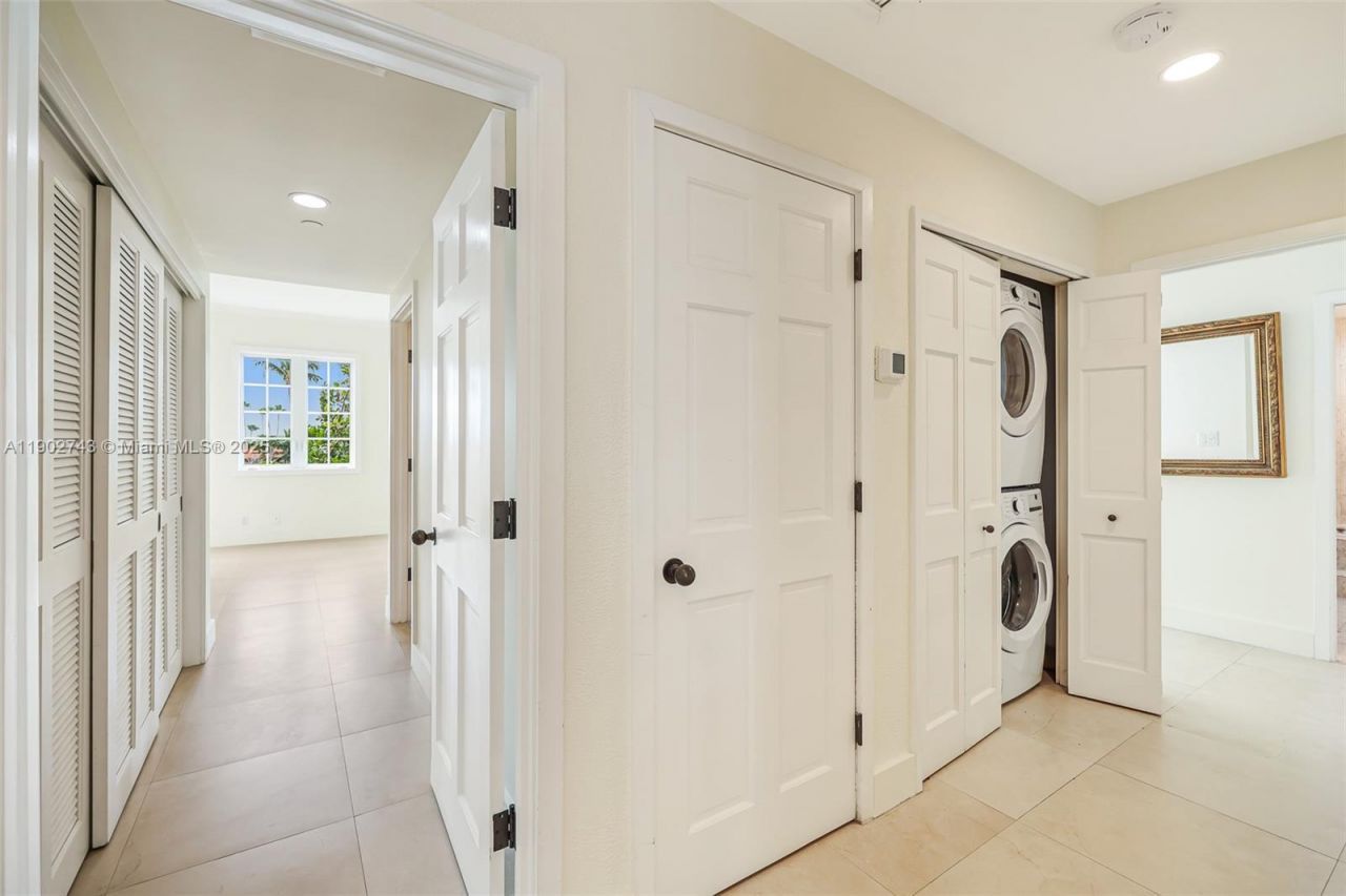 19236 Fisher Island Dr, Unit 19236, Miami Beach, FL 33109 Photo