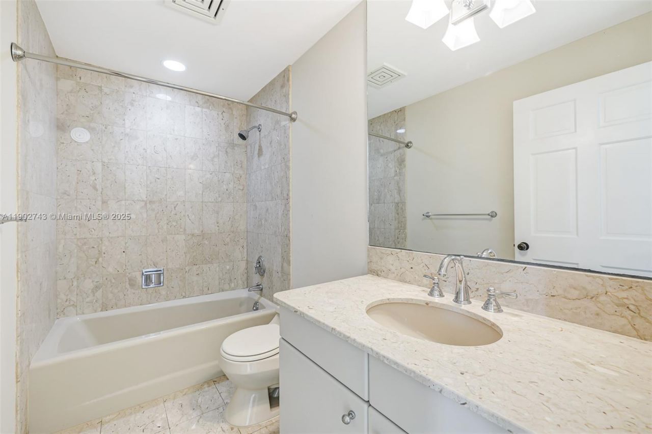 19236 Fisher Island Dr, Unit 19236, Miami Beach, FL 33109 Photo