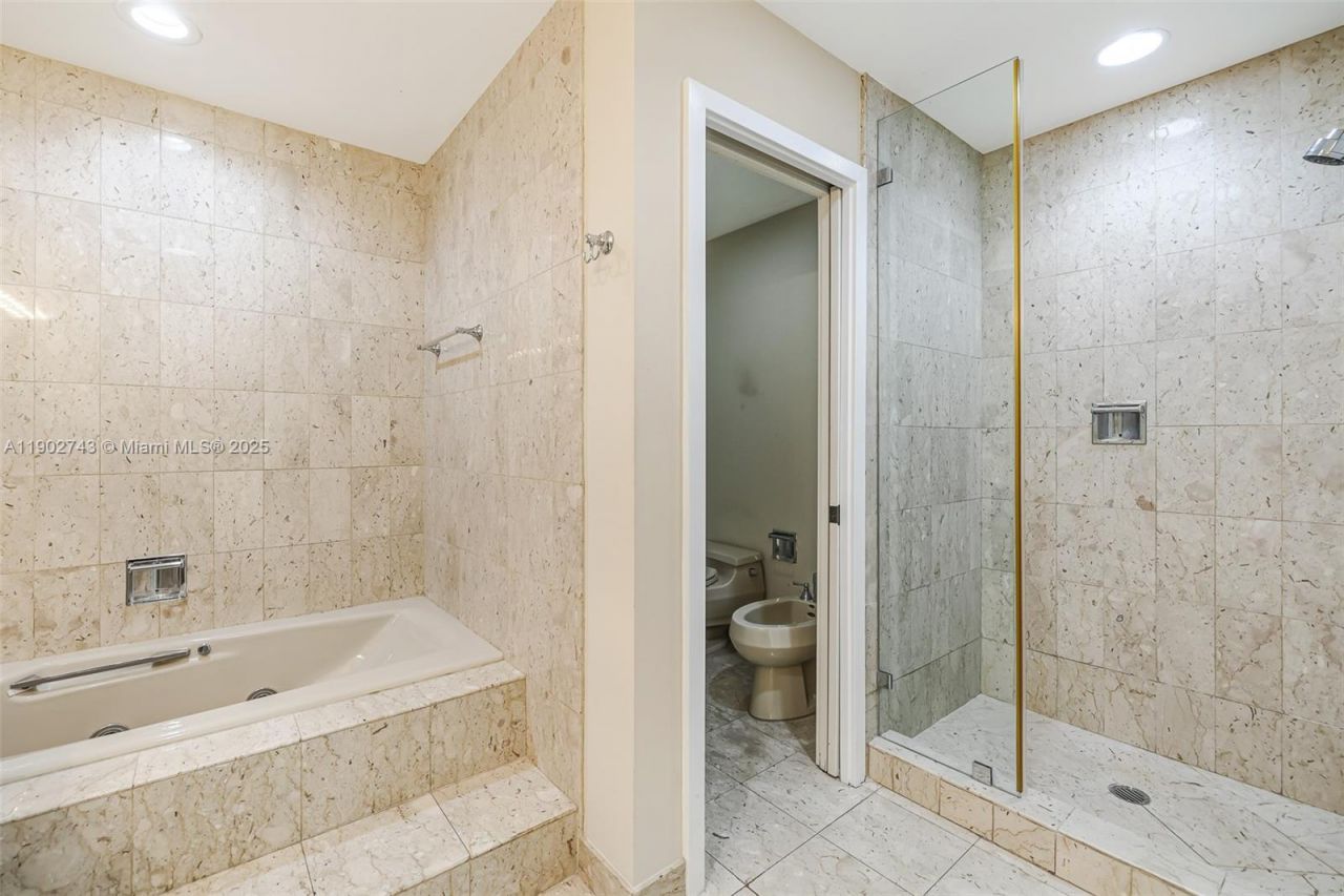 19236 Fisher Island Dr, Unit 19236, Miami Beach, FL 33109 Photo