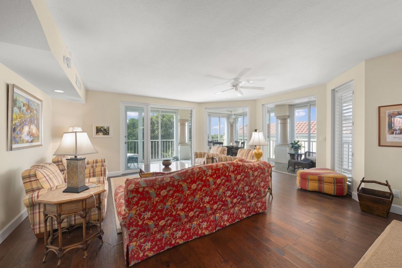 2675 Wulfert Road, Unit 6, Sanibel, FL 33957 Photo