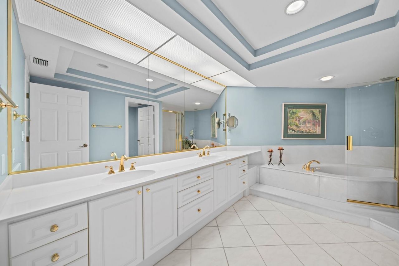 2675 Wulfert Road, Unit 6, Sanibel, FL 33957 Photo