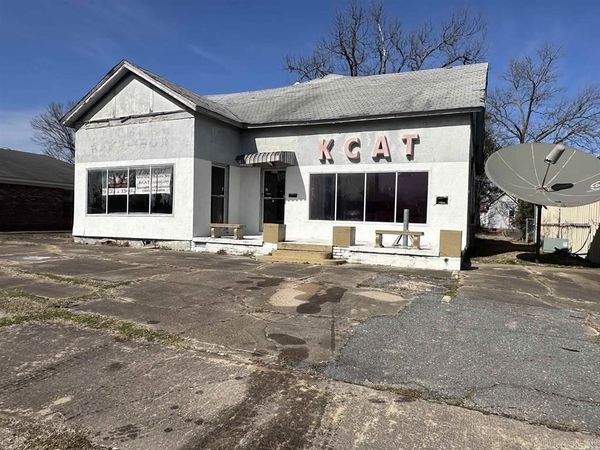 1207 W 6th, Pine Bluff, AR 71601