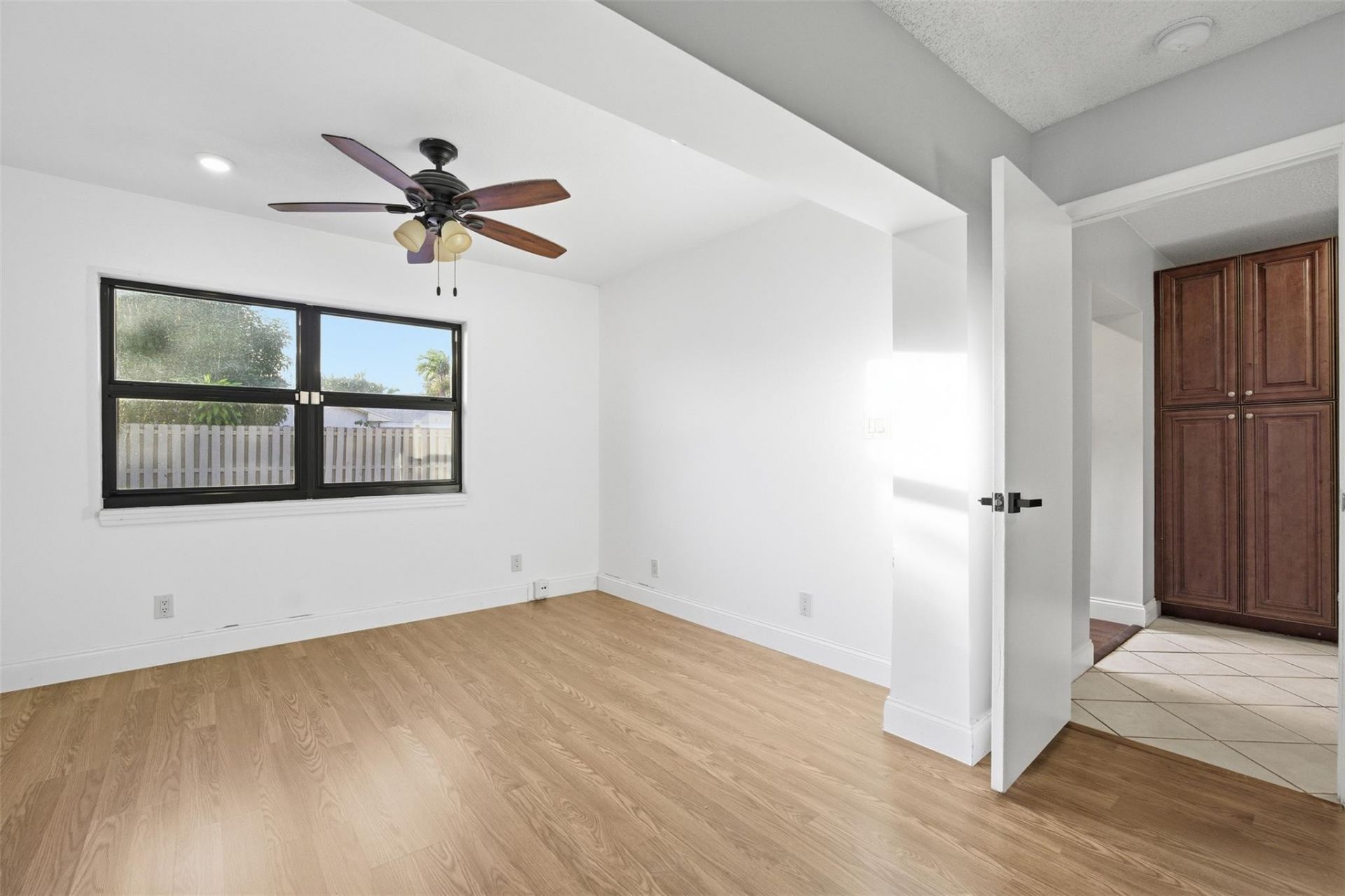 2702 NW 98th Way, Coral Springs, FL 33065 Photo