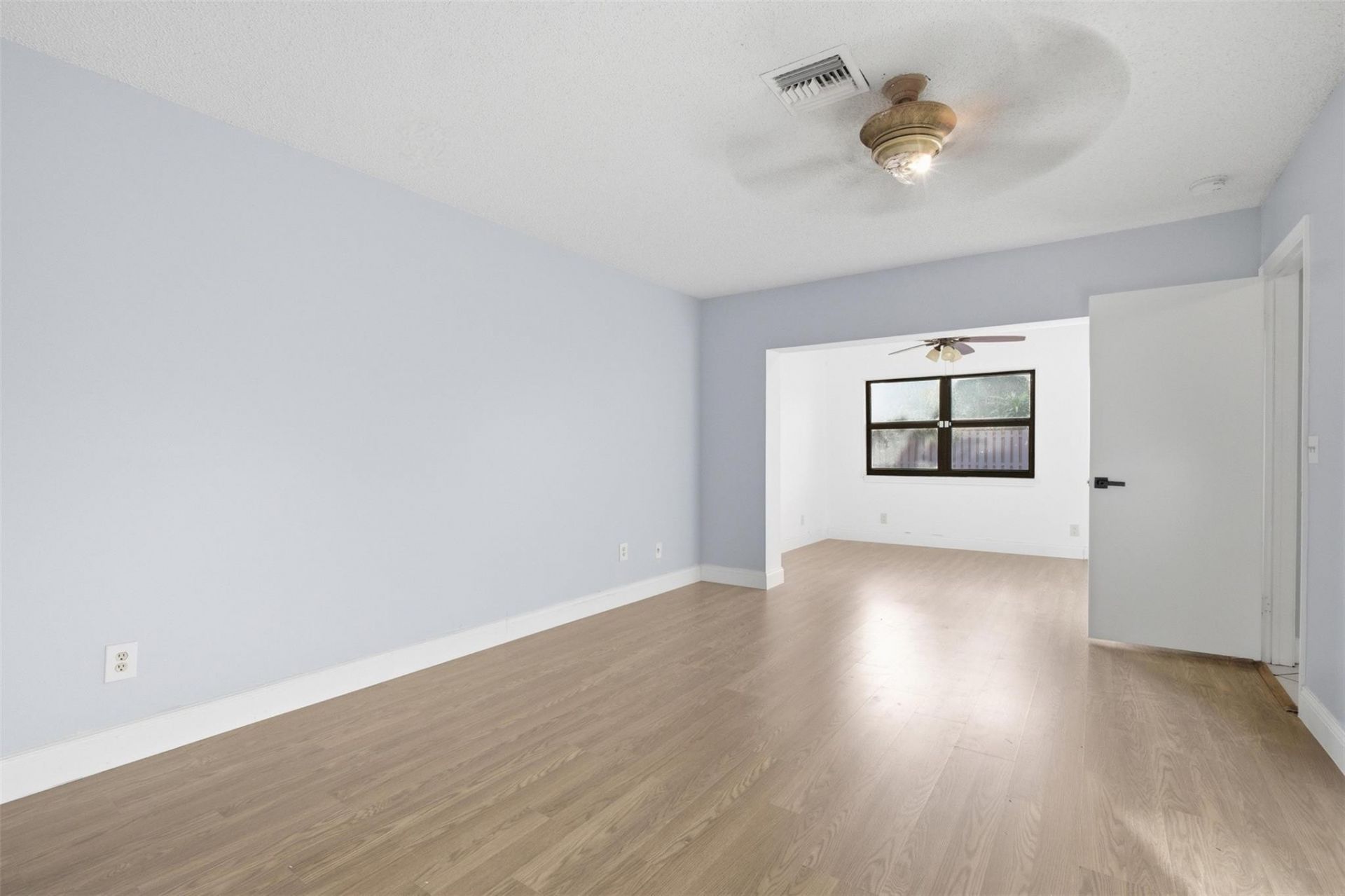 2702 NW 98th Way, Coral Springs, FL 33065 Photo