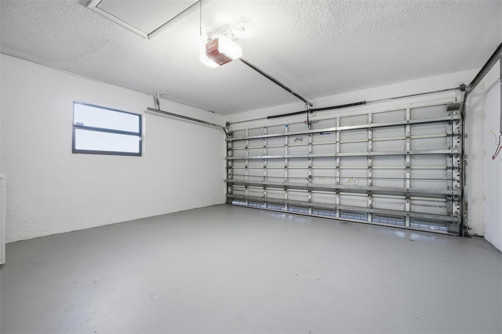 2702 NW 98th Way, Coral Springs, FL 33065 Photo