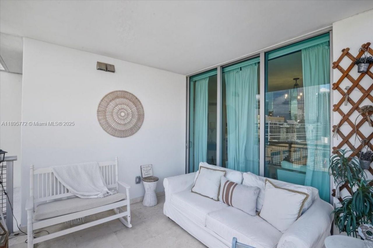 350 S Miami Ave, Unit 1205, Miami, FL 33130 Photo