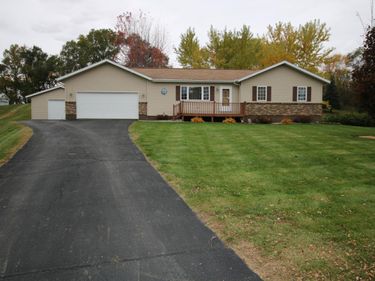 111 W Ridgeview Drive, Starbuck, MN 56381