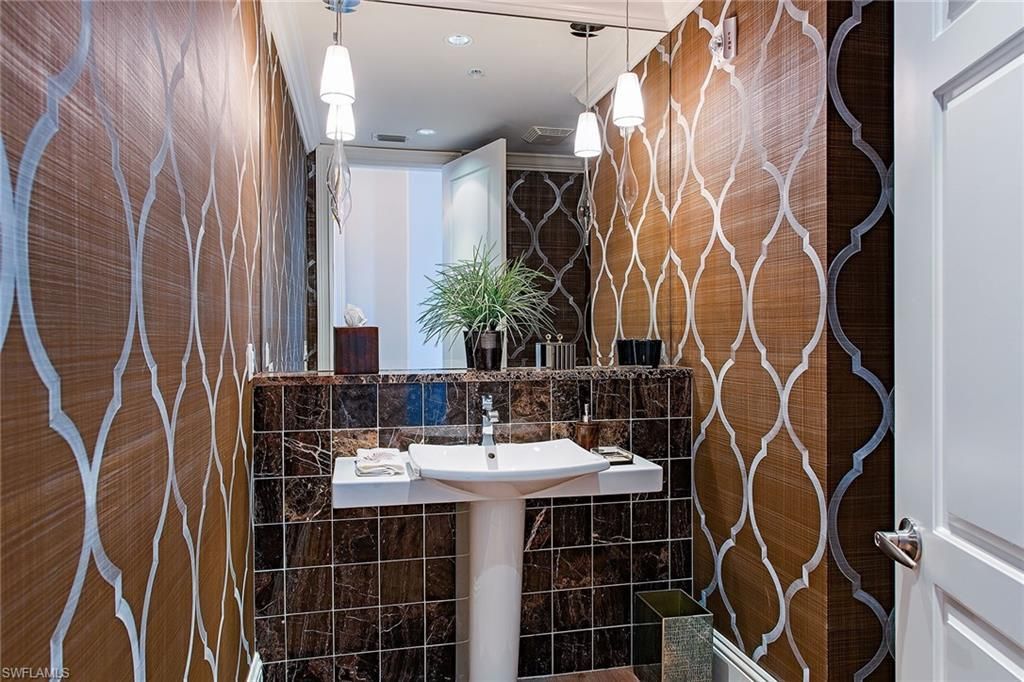 750 11th St S, Unit C, Naples, FL 34102 Photo