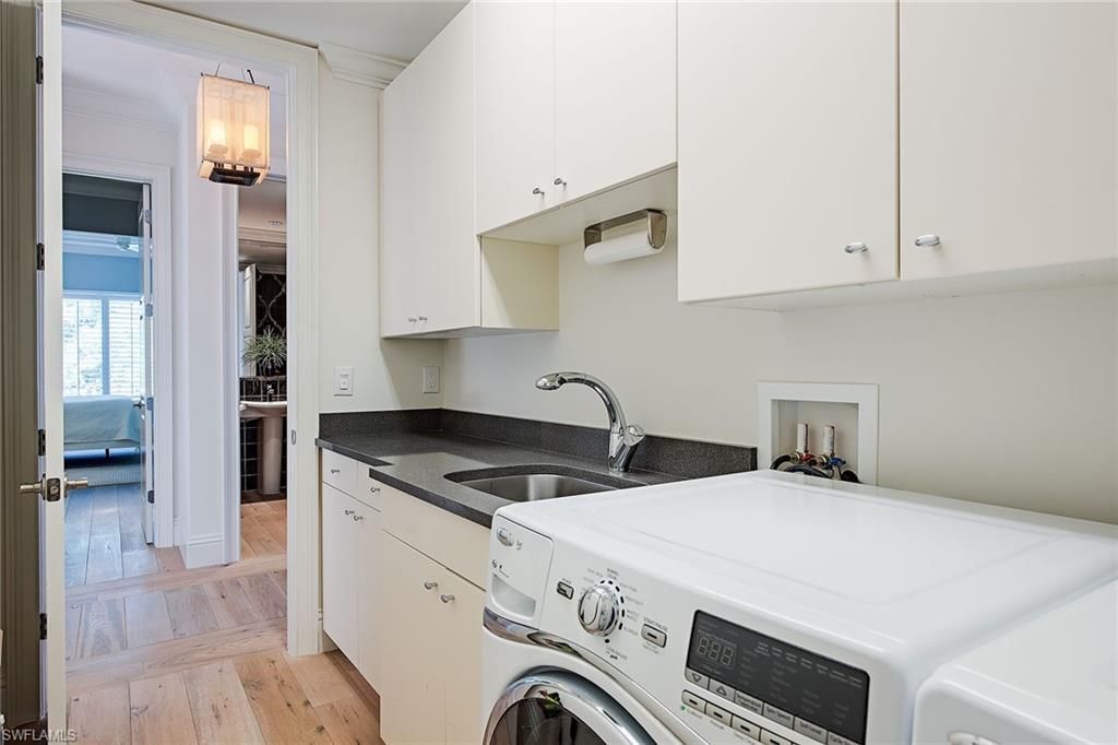 750 11th St S, Unit C, Naples, FL 34102 Photo