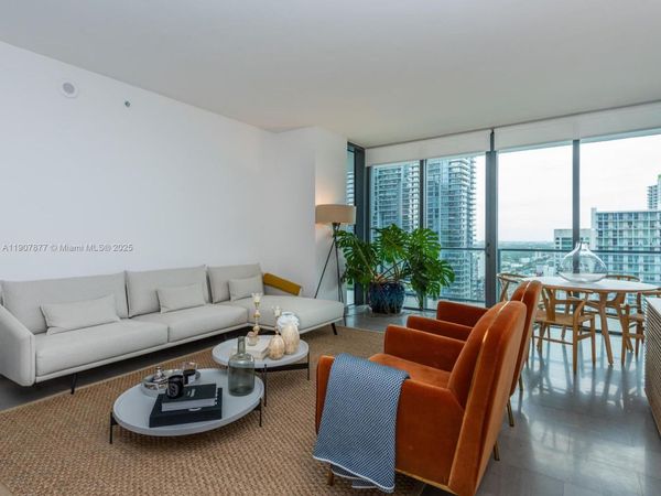 68 SE 6th St, Unit 2304, Miami, FL 33131