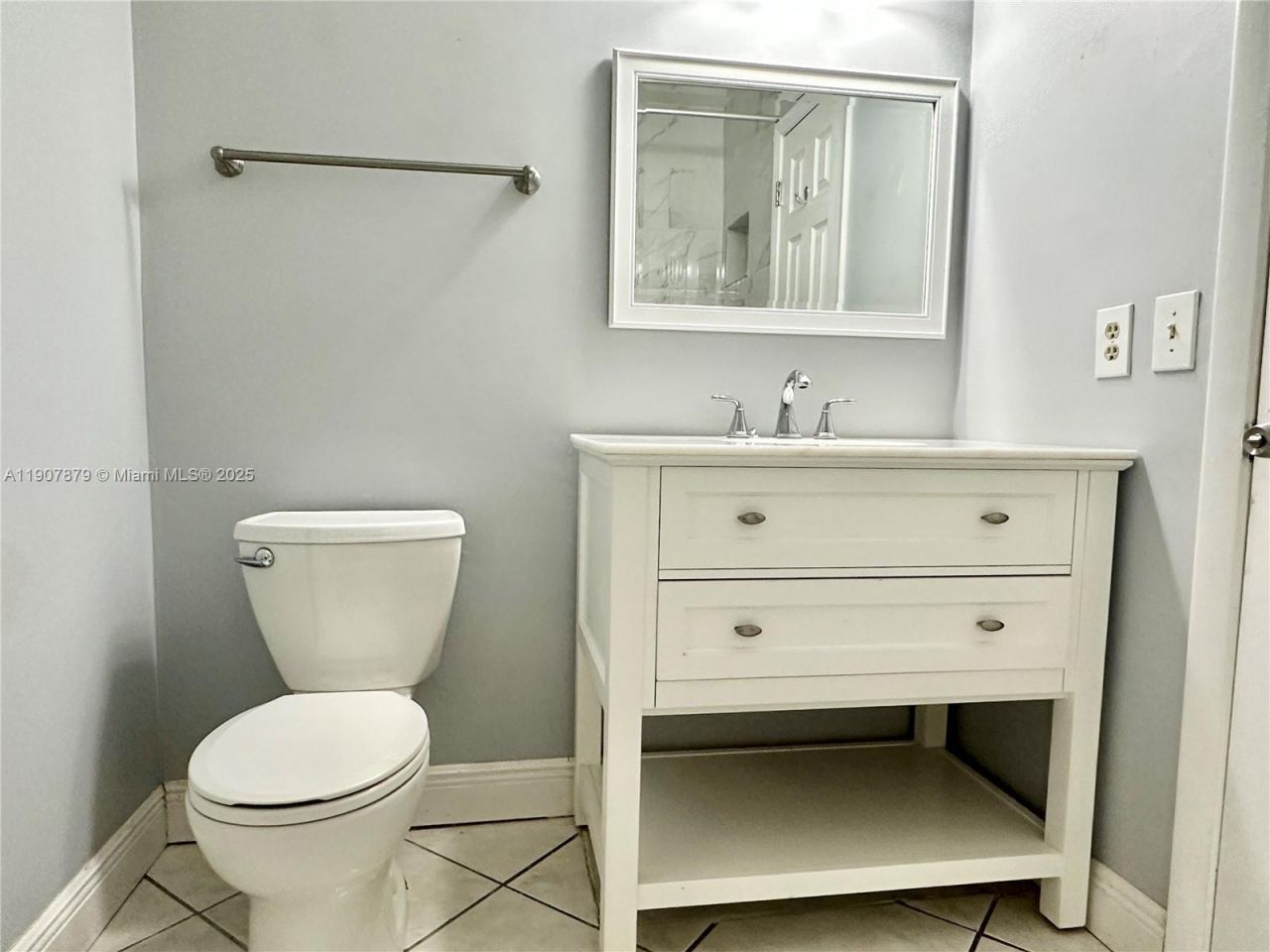 10554 NW 3rd St, Pembroke Pines, FL 33026 Photo