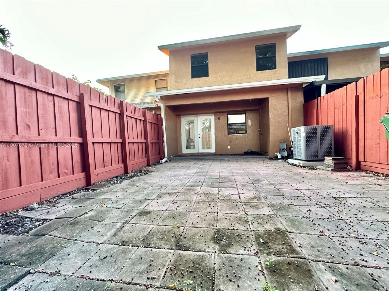 10554 NW 3rd St, Pembroke Pines, FL 33026 Photo