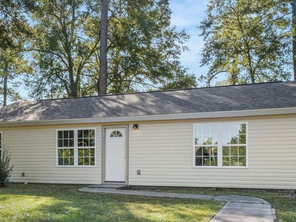 810 Wisteria Dr , DeRidder, LA 70634