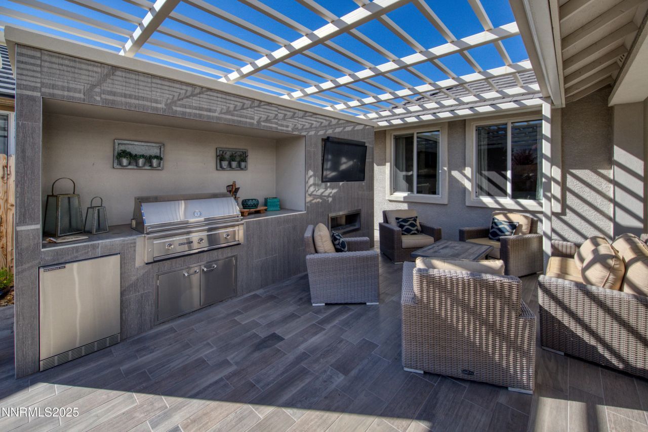 9930 Hafflinger Lane, Reno, NV 89521 Photo