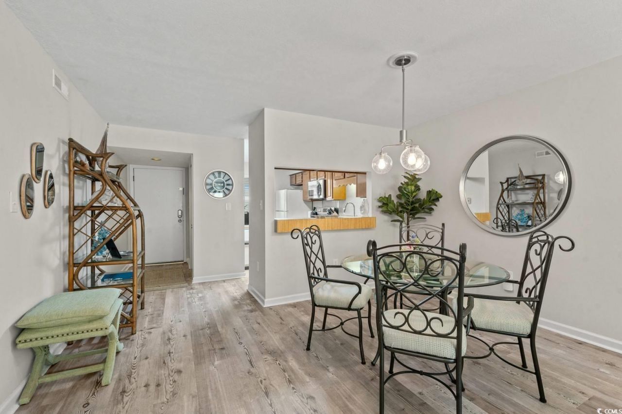 5507 Ocean Blvd. N Photo 6