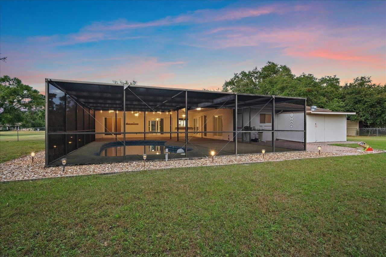 3652 Oak Grove Drive, Sarasota, FL 34243 Photo