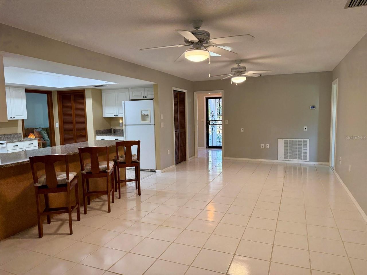 3652 Oak Grove Drive, Sarasota, FL 34243 Photo
