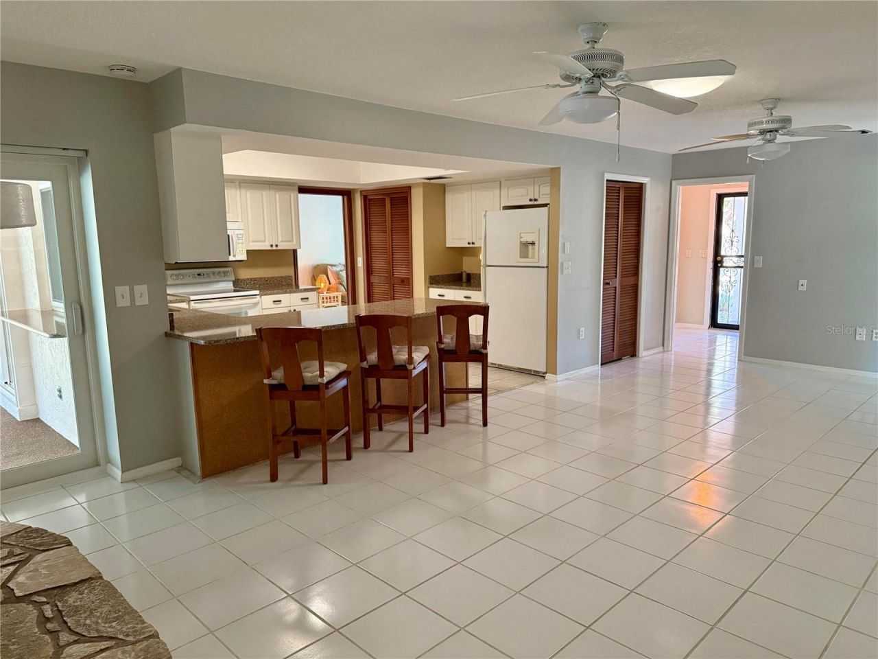 3652 Oak Grove Drive, Sarasota, FL 34243 Photo