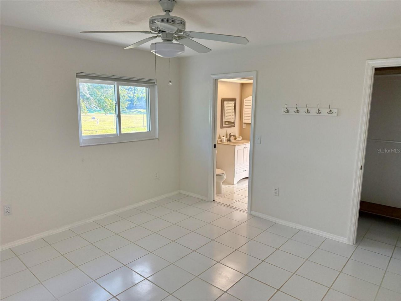 3652 Oak Grove Drive, Sarasota, FL 34243 Photo