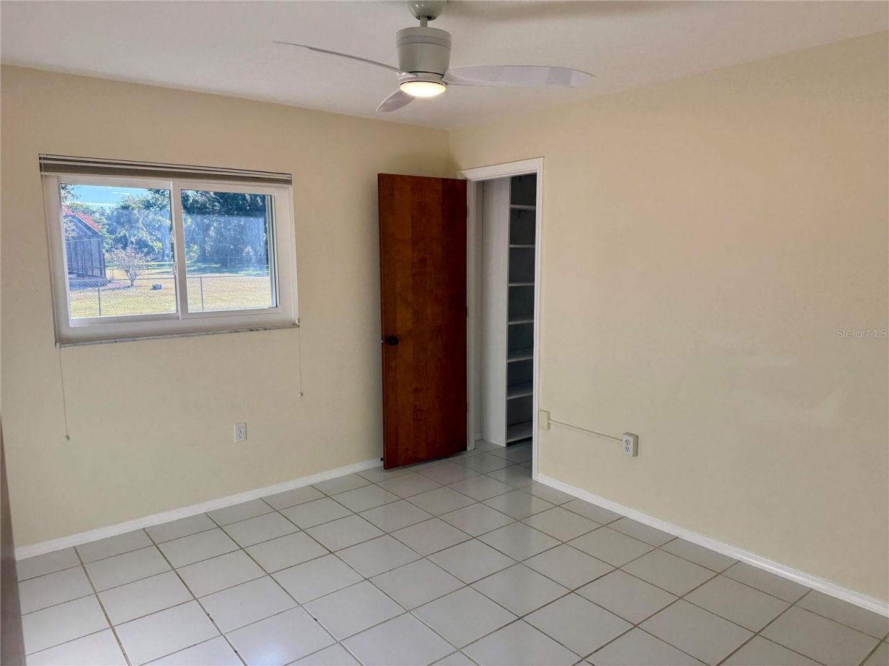 3652 Oak Grove Drive, Sarasota, FL 34243 Photo