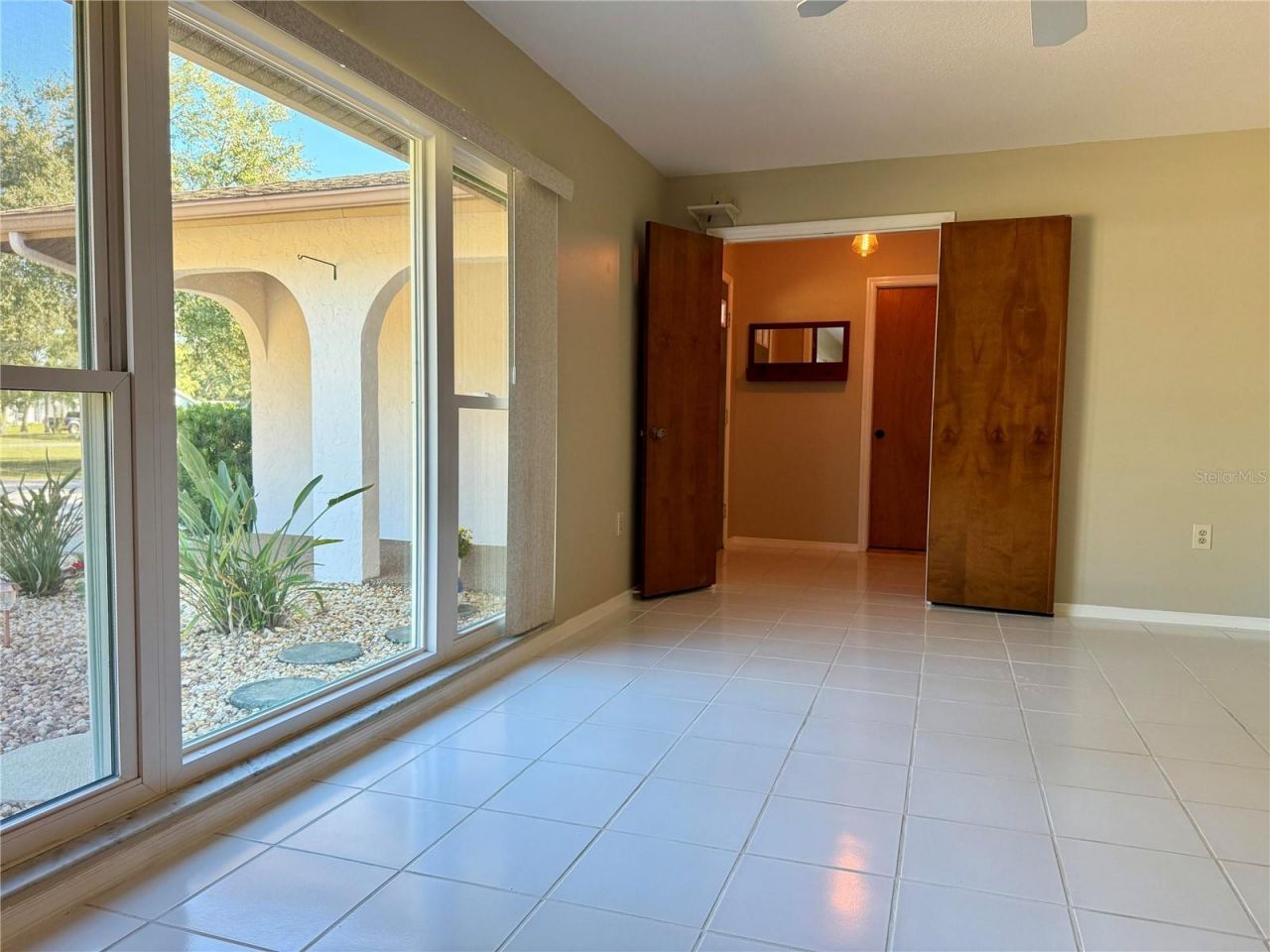 3652 Oak Grove Drive, Sarasota, FL 34243 Photo