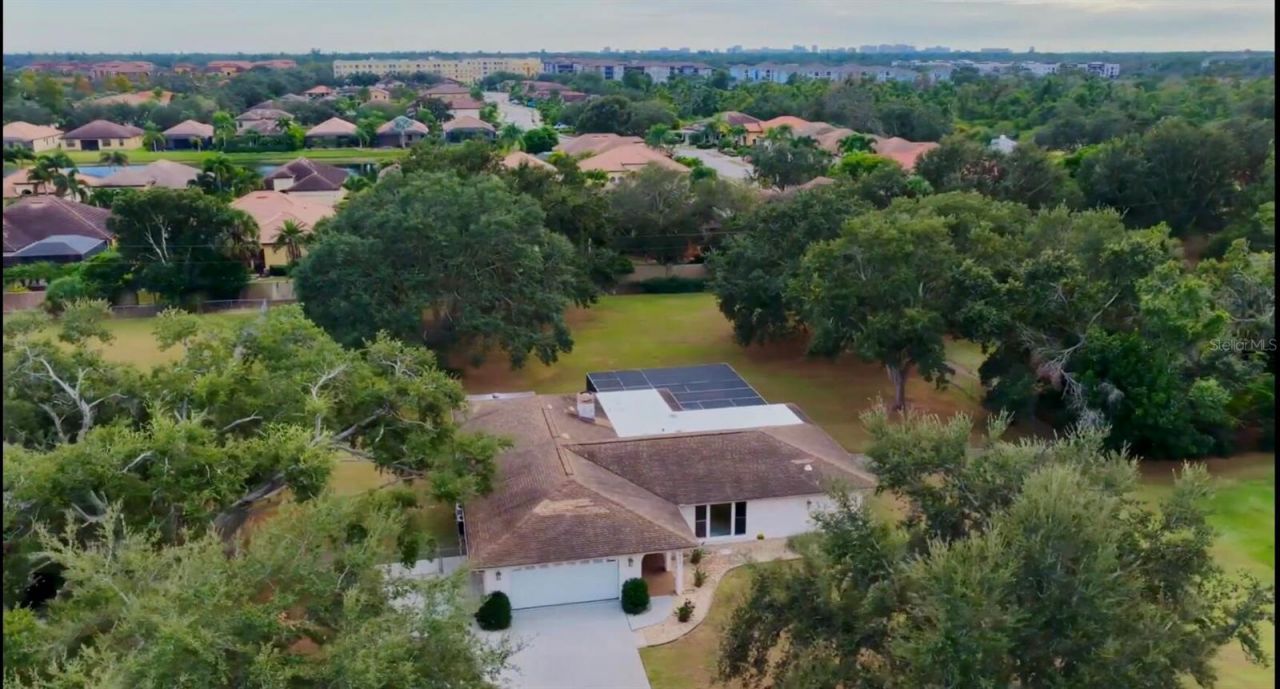 3652 Oak Grove Drive, Sarasota, FL 34243 Photo