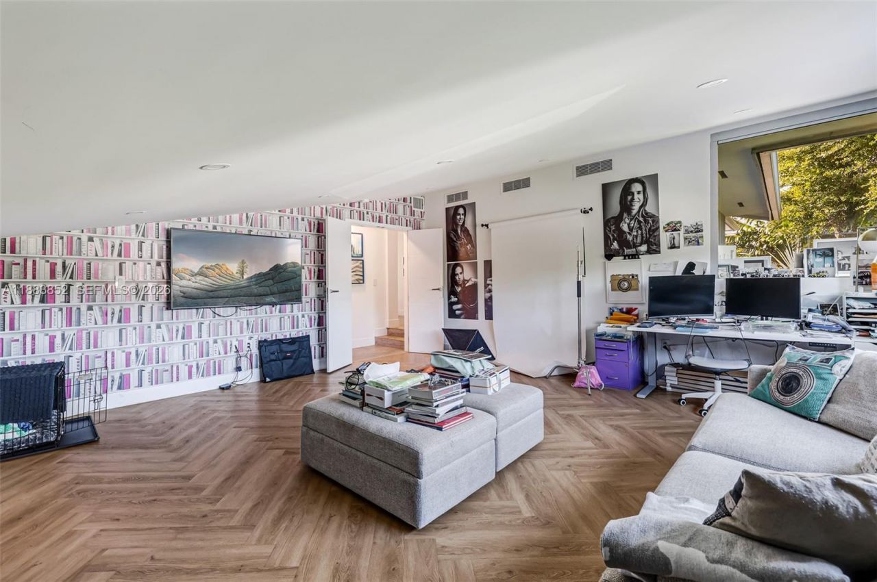 79 W Shore Dr, Miami, FL 33133 Photo