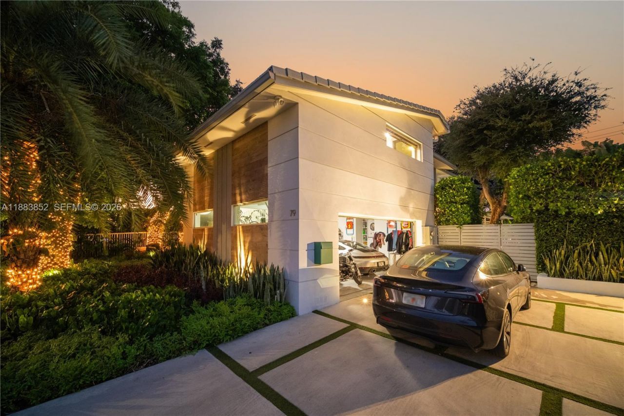 79 W Shore Dr, Miami, FL 33133 Photo