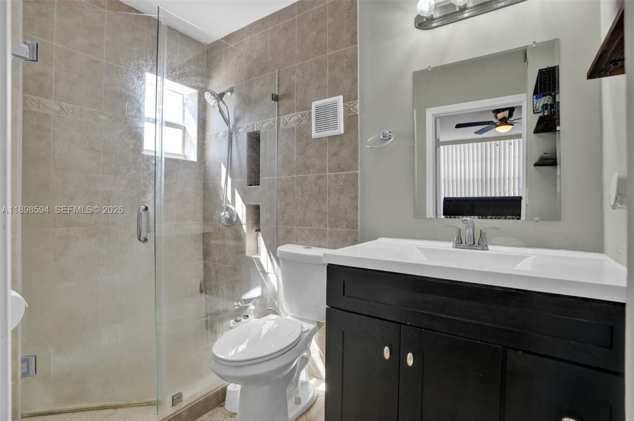 4350 W 11th Ct, Unit 62, Hialeah, FL 33012 Photo