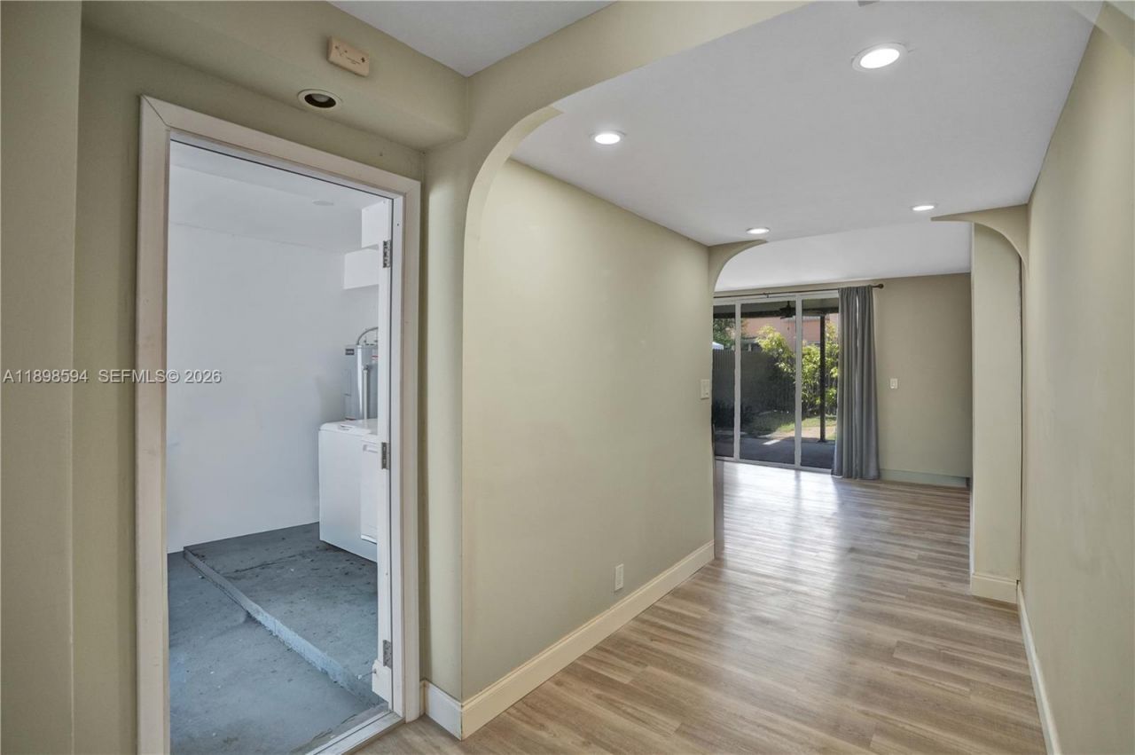 4350 W 11th Ct, Unit 62, Hialeah, FL 33012 Photo