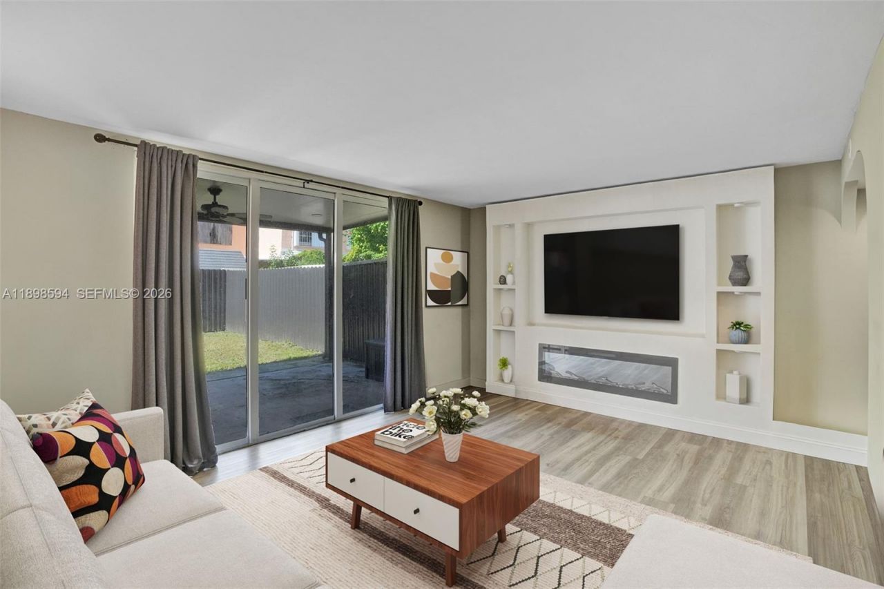 4350 W 11th Ct, Unit 62, Hialeah, FL 33012 Photo