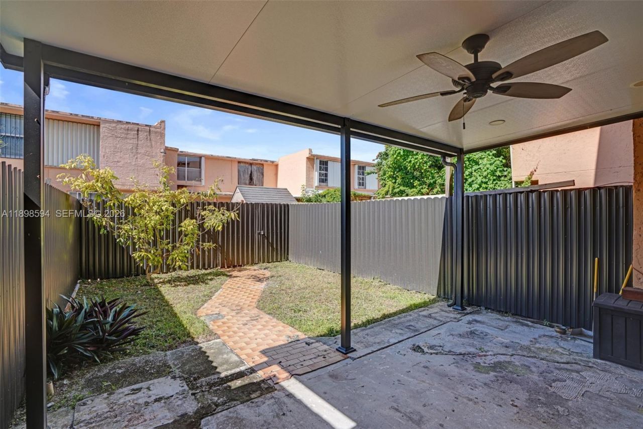 4350 W 11th Ct, Unit 62, Hialeah, FL 33012 Photo