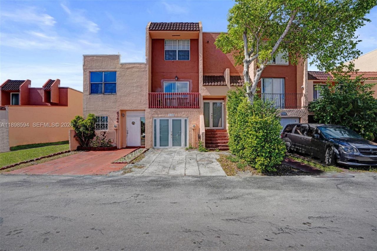 4350 W 11th Ct, Unit 62, Hialeah, FL 33012 Photo