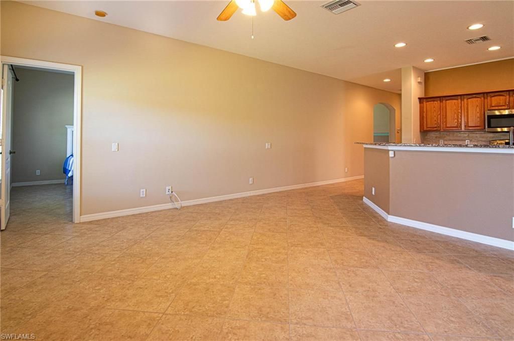 2390 Verdmont Ct, Cape Coral, FL 33991 Photo