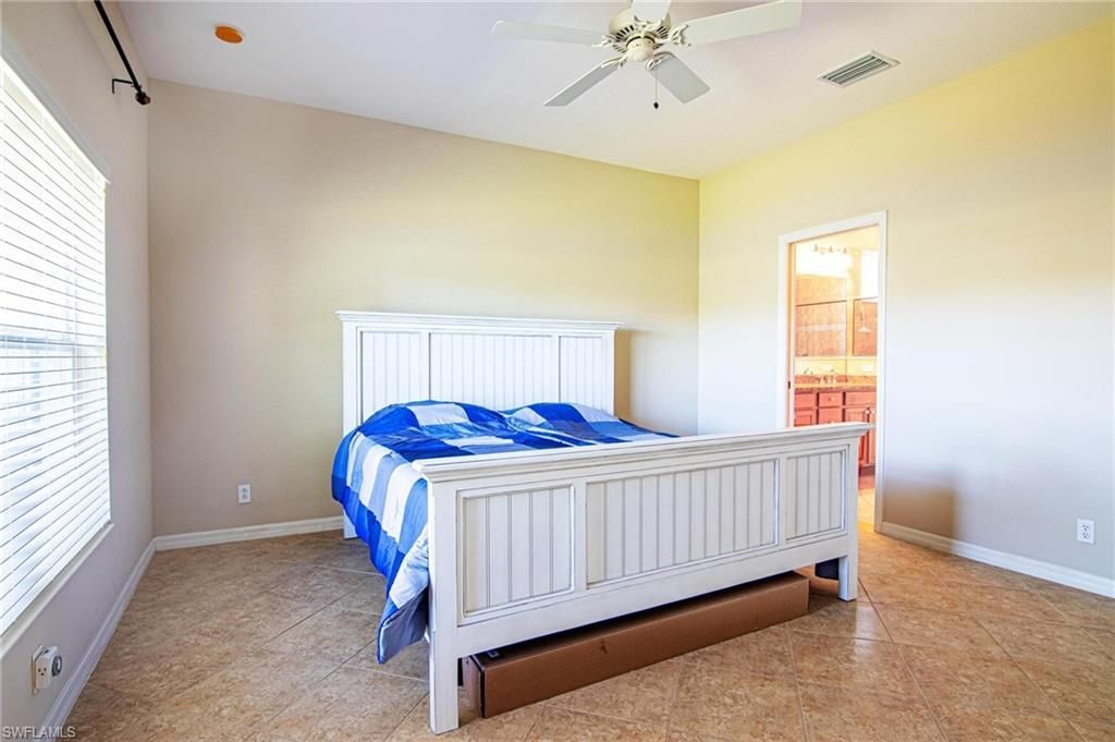 2390 Verdmont Ct, Cape Coral, FL 33991 Photo